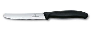 Ein professionelles Victorinox-Haushalts- bzw. Tomatenmesser mit Wellenschliff und schwarzem Griff für den gewerblichen Objektbedarf.